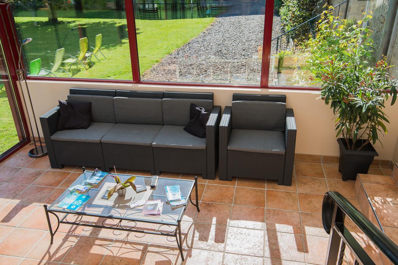 Au Jardin Fleuri Villa Vauxaillon Exterior foto